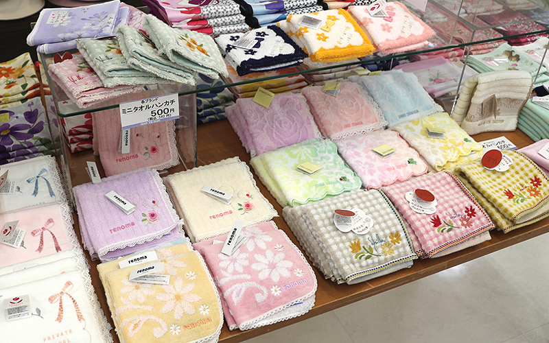 500円 のハンカチ多数入荷中 テーオー最新情報 Heart To Heart テーオーデパート 500円 のハンカチ多数入荷中 テーオー最新情報 Heart To Heart テーオーデパート